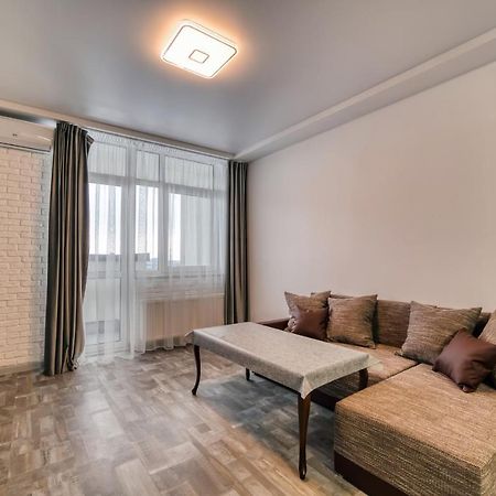 Apartments Kiev Bagian luar foto