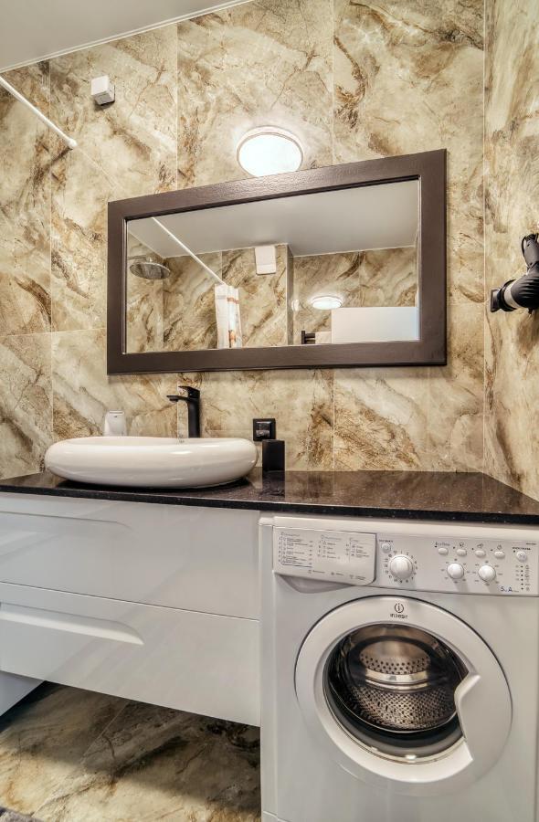 Apartments Kiev Bagian luar foto