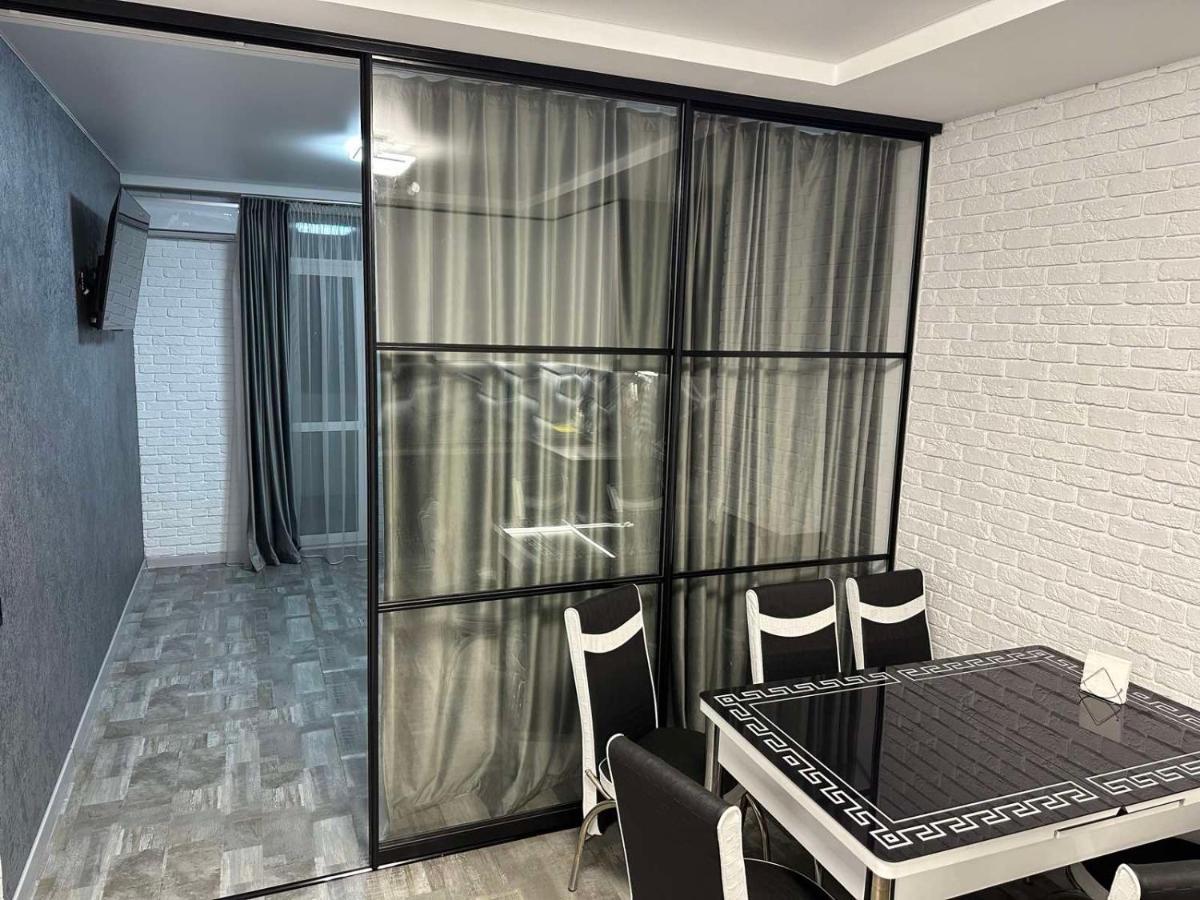 Apartments Kiev Bagian luar foto